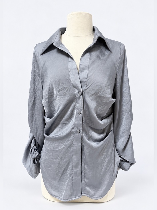Forever 21 Tops - Forever 21 Satin Dress Shirt